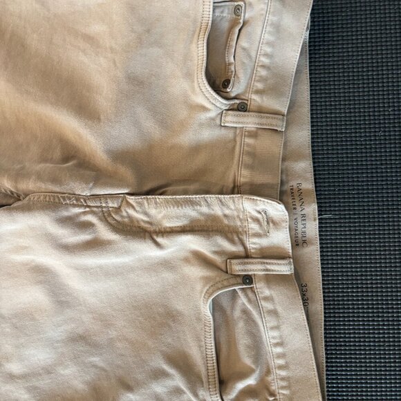 Banana Republic Slim Heather Traveler Pant, Camel, 33W 30L - Picture 3 of 5